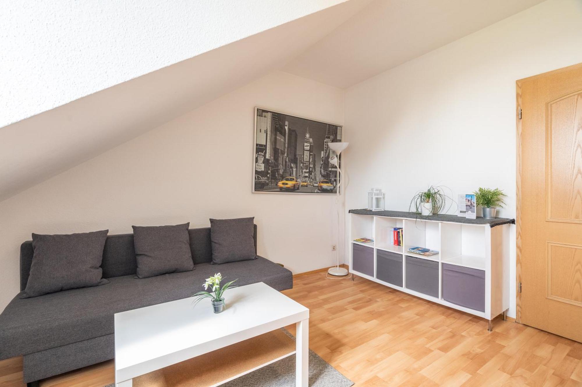 Gemuetliche Dachgeschosswohnung -Waldstrassenviertel Lipsko Exteriér fotografie