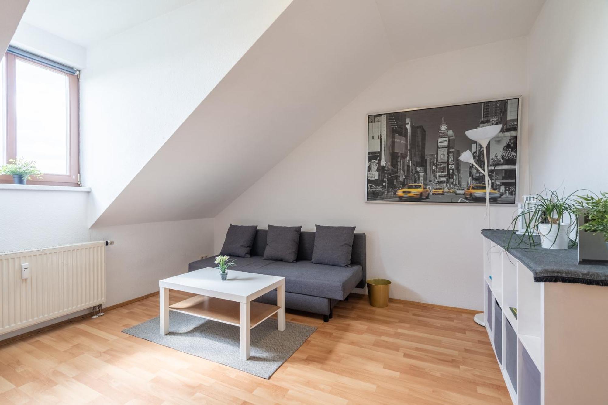 Gemuetliche Dachgeschosswohnung -Waldstrassenviertel Lipsko Exteriér fotografie
